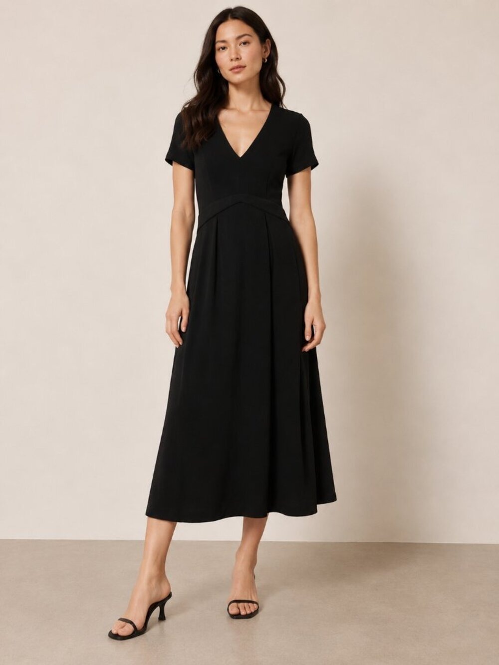 Babaton Black V-Neck Midi Dress Short Sleeve Fitted Waist 0777